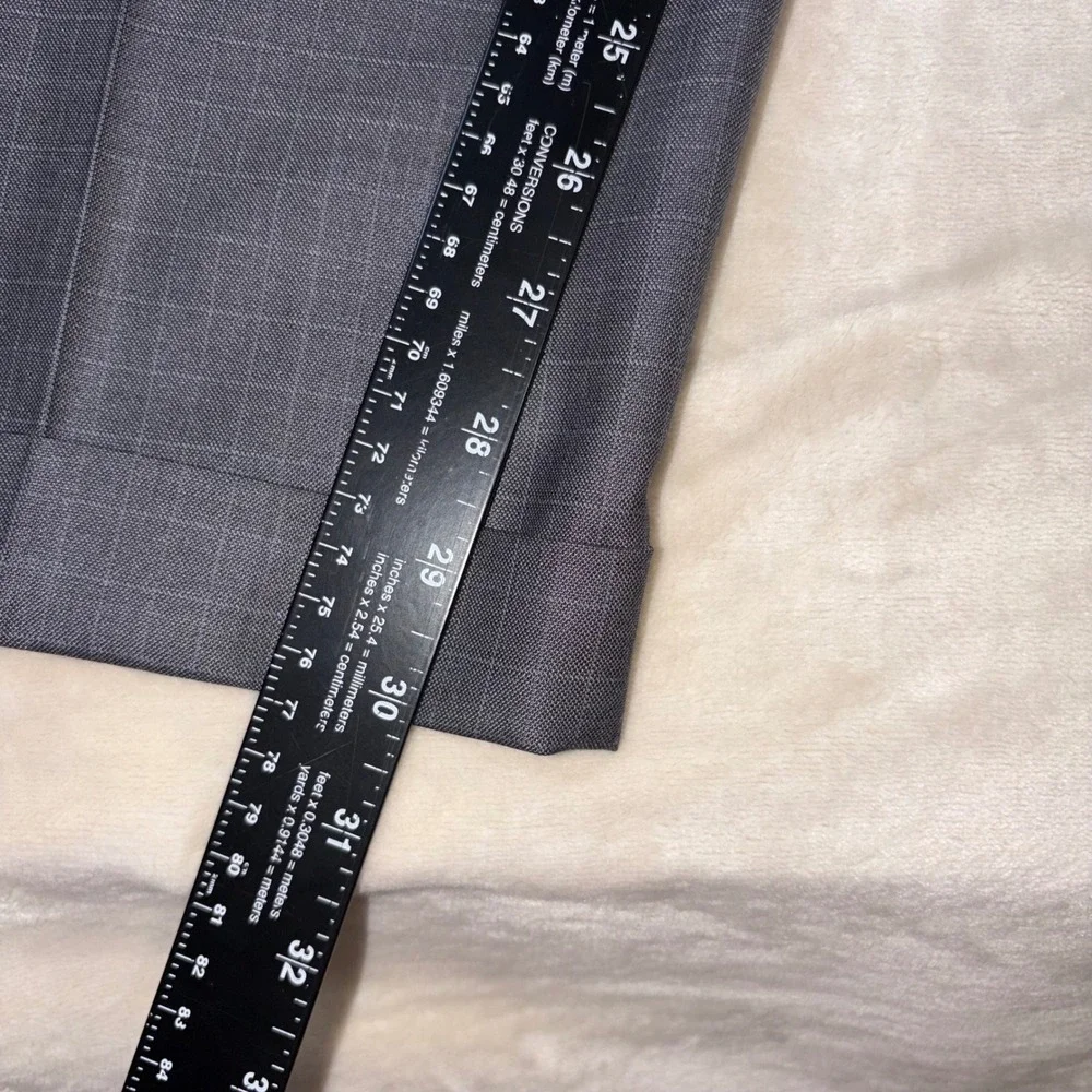 Geoffrey Beene Mens Grey Glen Plaid 2 Piece Suit Jacket 64R Pants 52W 30L DX27